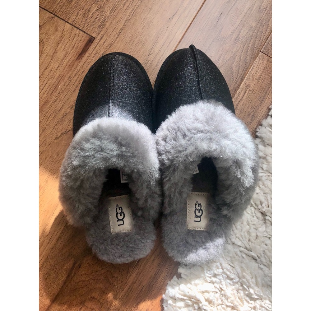 🔸 UGG Scuffette II Sparkle Slippers